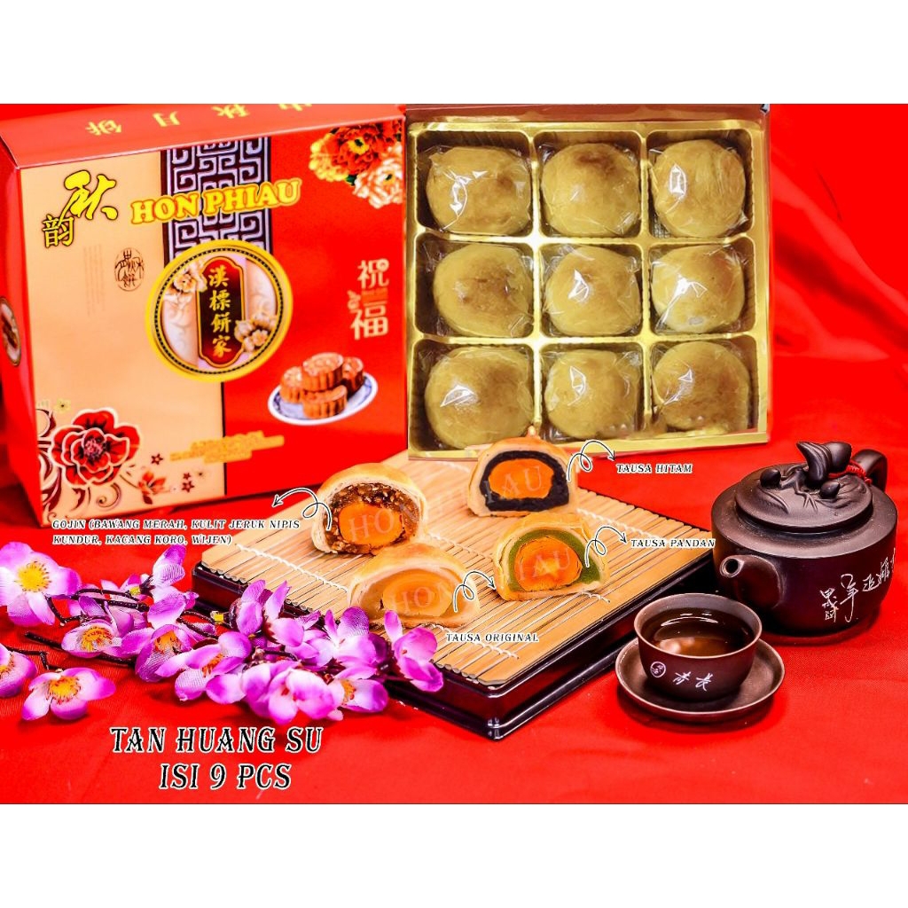

Mooncake/kue bulan tan huang su ada 4 varian rasa
