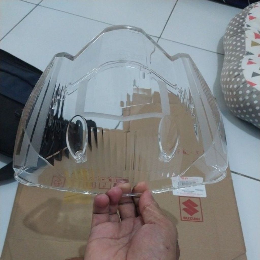Mika lampu belakang suzuki address