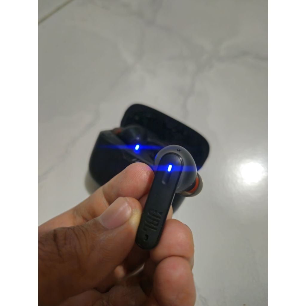 jbl tune earbuds 230anc