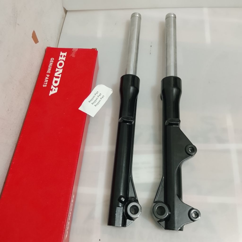 SOK DEPAN TABUNG SEPASANG SUPRA X 125 FI SUPRA X 125 HELEM IN KWB ORI