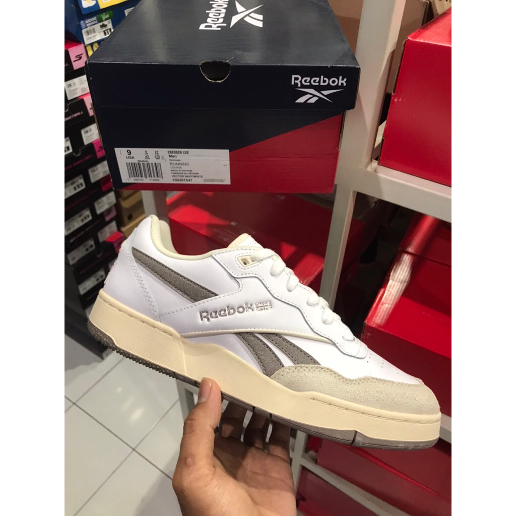 BIG SALE REEBOK BB 4000 II WHITE [100221096] ORIGINAL SEPATU PUTIH/PRIA/RUNNING/LARI/SNEAKERS