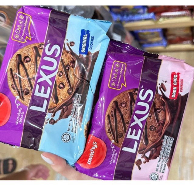

lexus munchy’s cookies original/ dark choco/ choco cream
