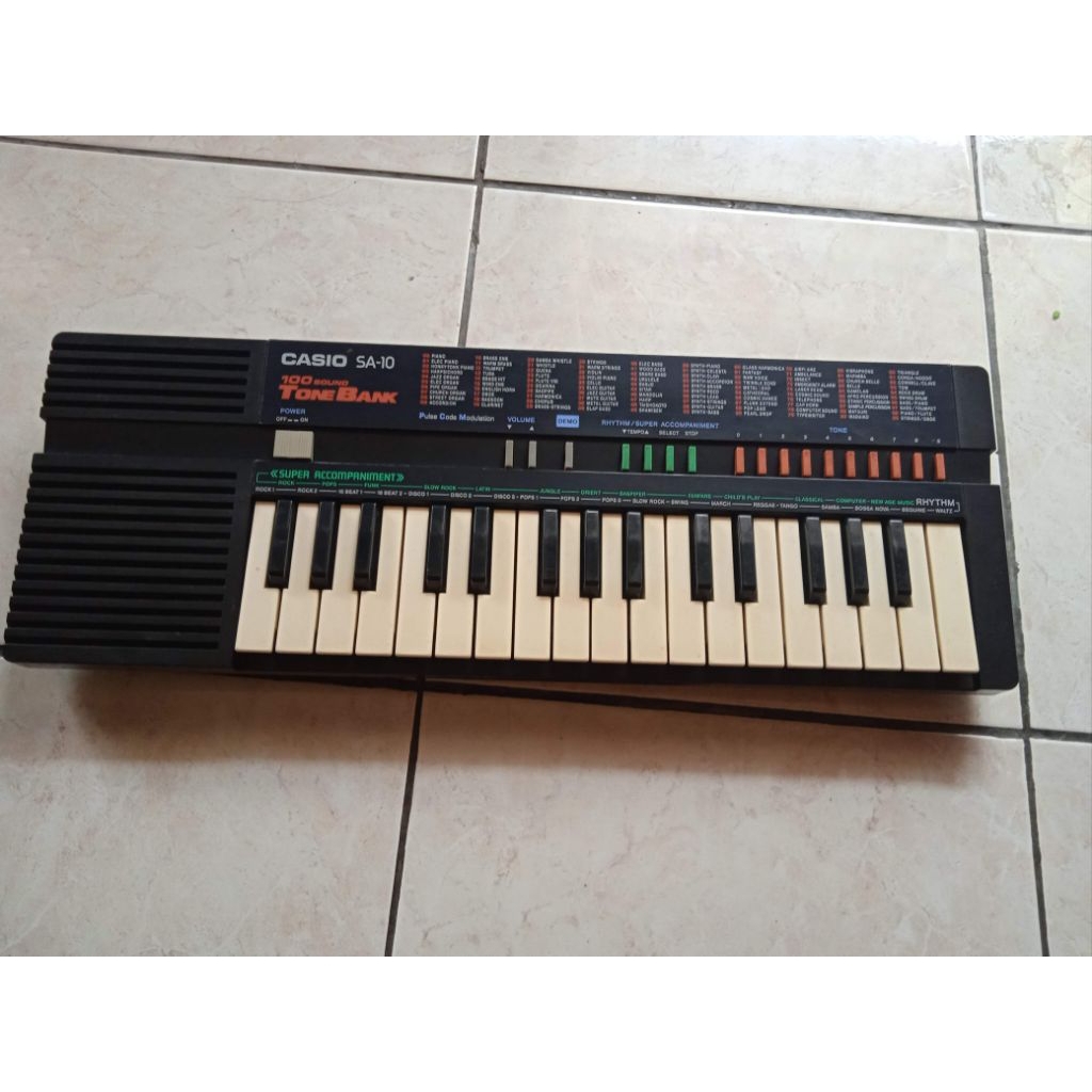 keyboard Casio sa 10 bekas normal
