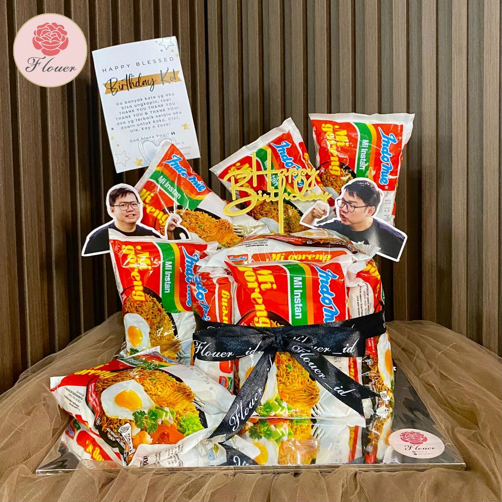 SNACK TOWER BOUQUET INDOMIE - Kado ulang Tahun Custom, Kue Ulang Tahun Custom