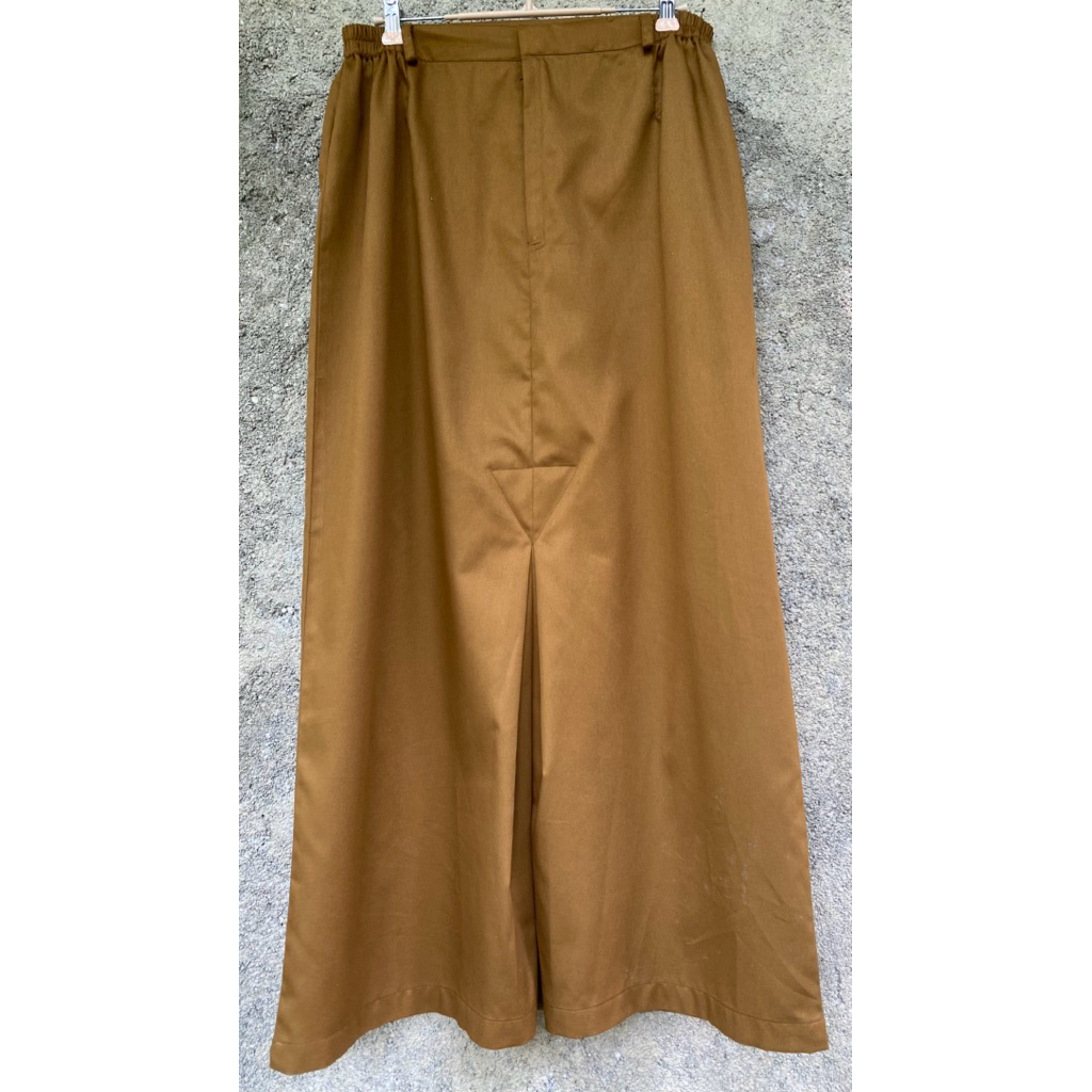 Bawahan Rok /celana khaki dinas/PNS/PDH warna khaki rok nya aja