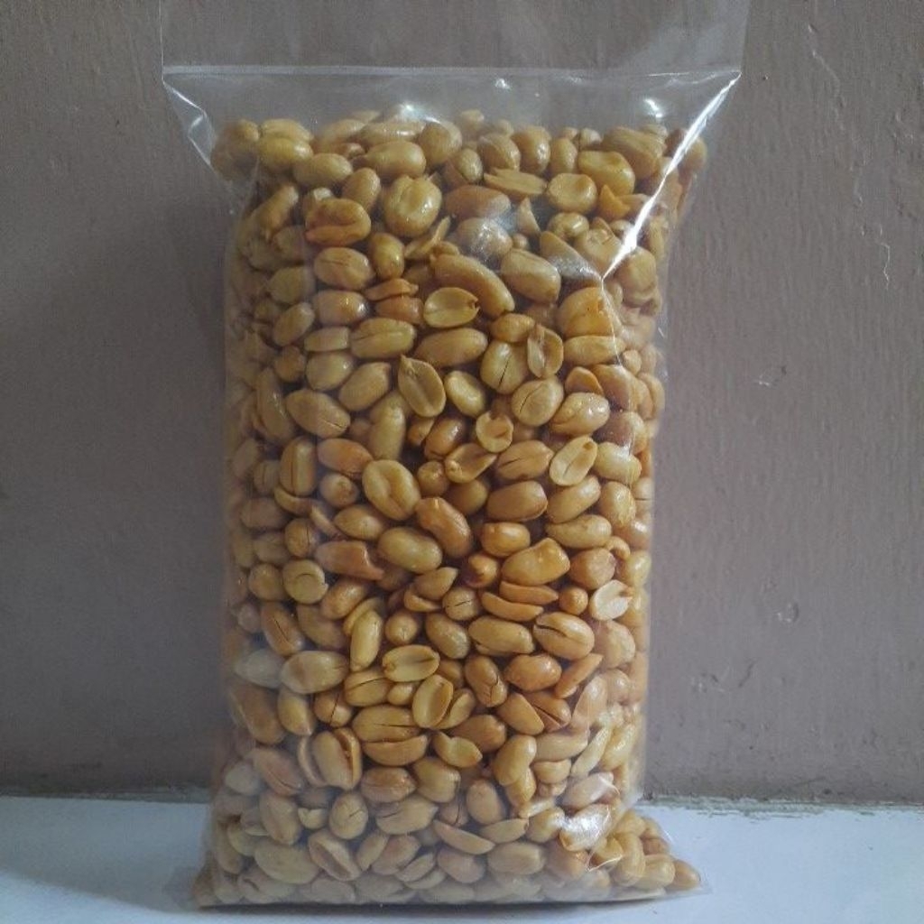 

kacang bawang goreng gurih asin