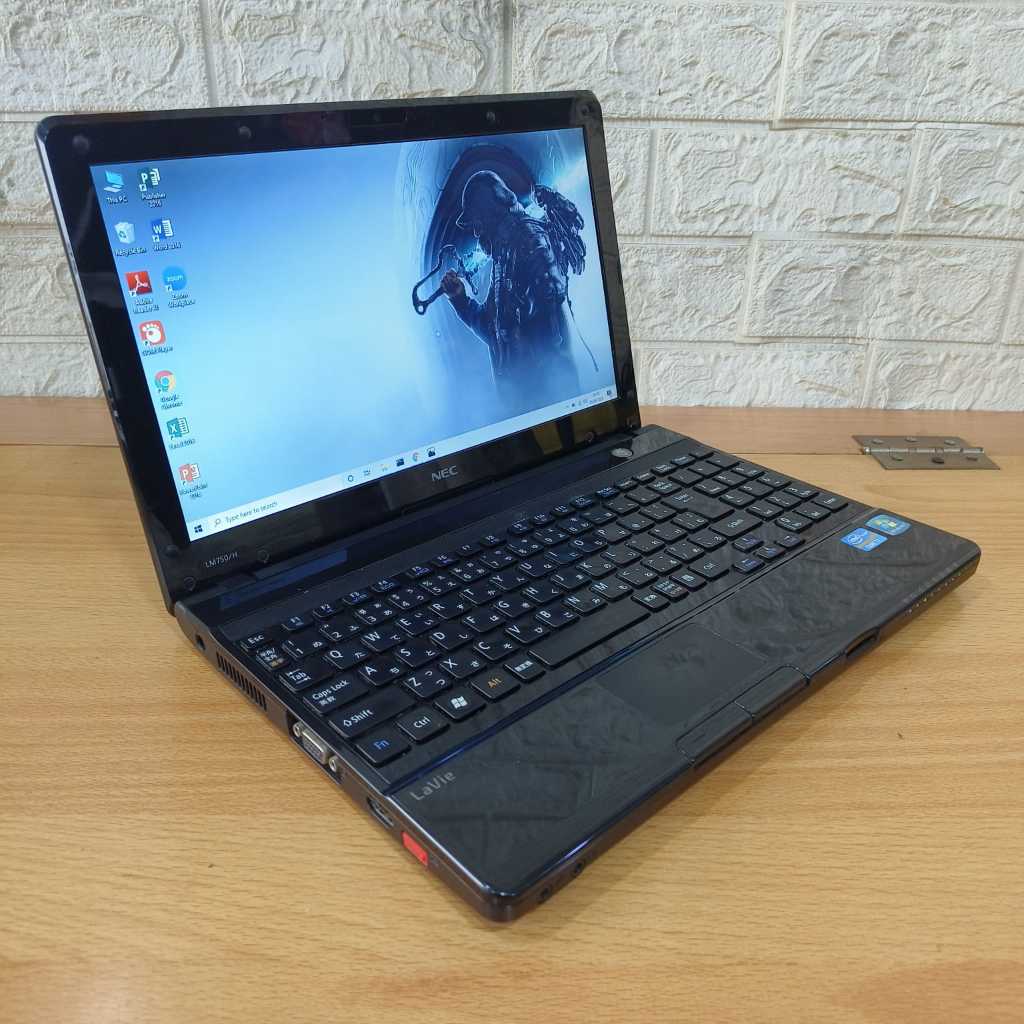 Laptop NEC LaVie LM750/H Core i7-2637M RAM 8GB SSD 256GB Murah