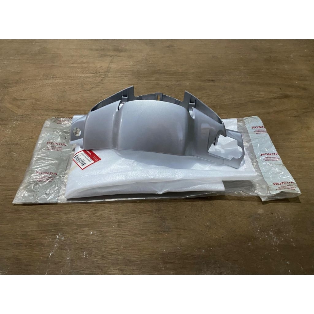 Batok lampu depan silver supra X XX V 100 original baru ahm