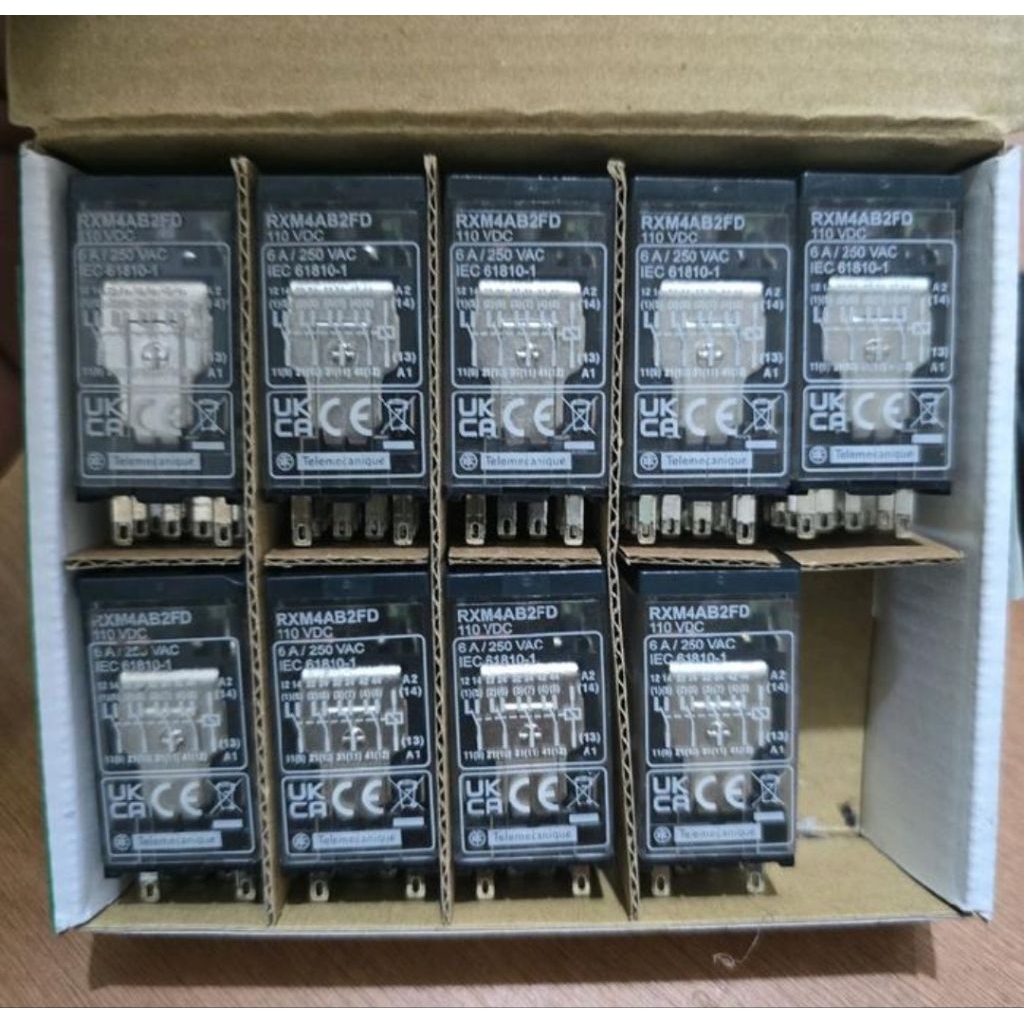 RELAY SCHNEIDER RXM4AB2FD 110VDC/RXM4AB2FD SCHNEIDER ORIGINAL