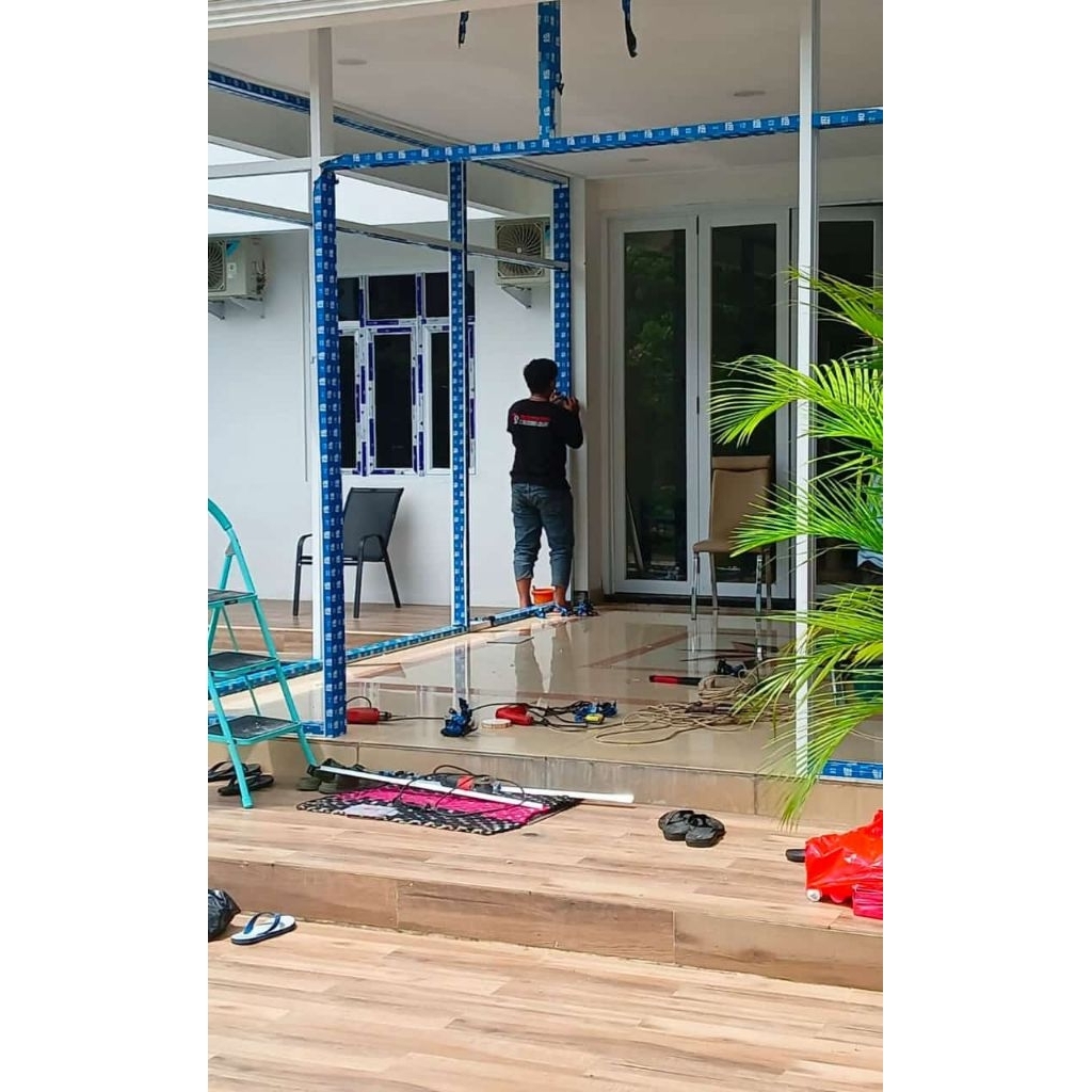 Kusen Pintu Merk YKK