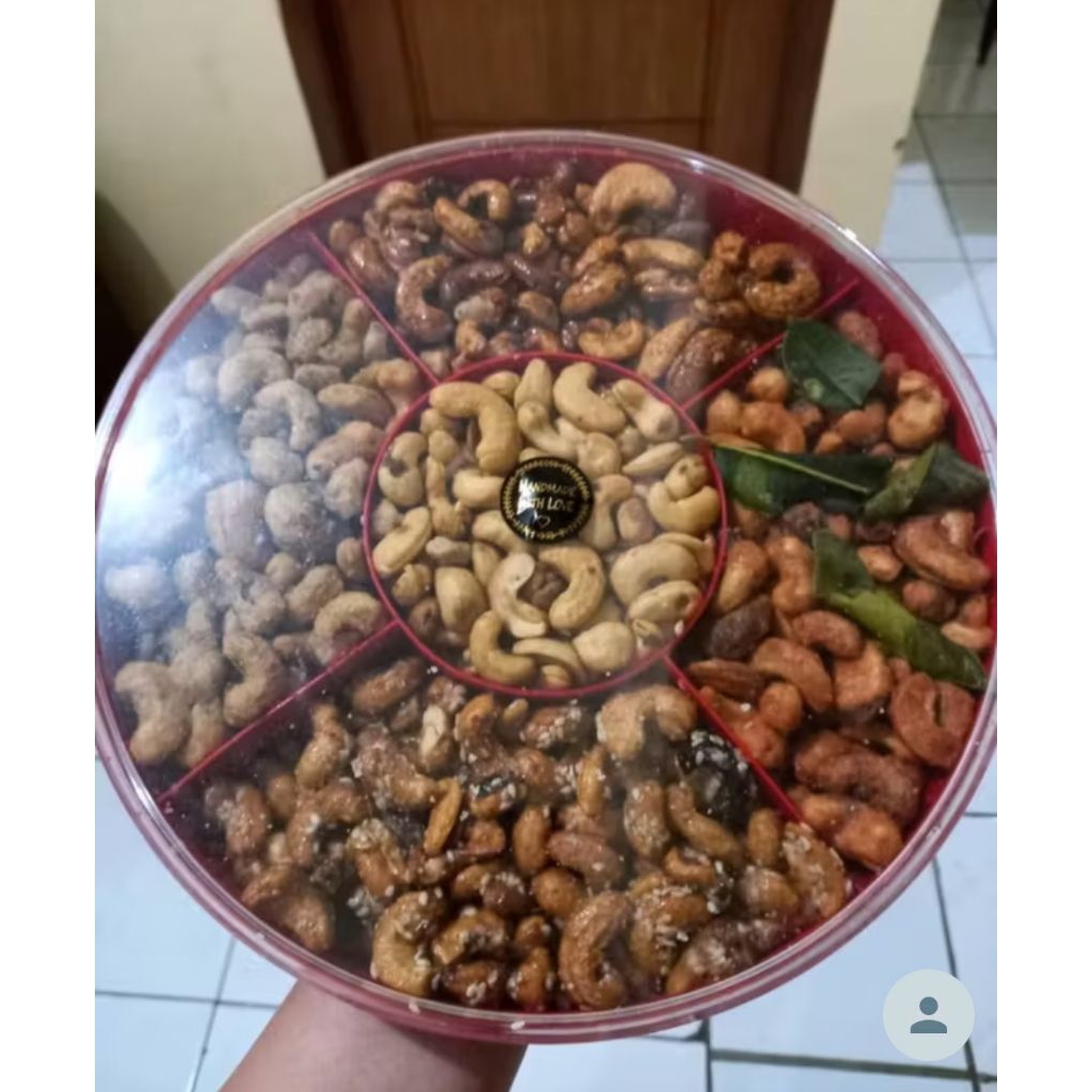 

kacang Mede sekat 5 rasa