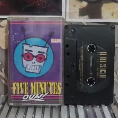 kaset pita FIVE MINUTES / OUW