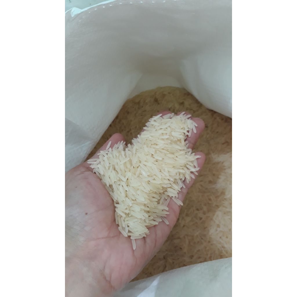 

Beras basmati kualitas bagus isi 1 kg