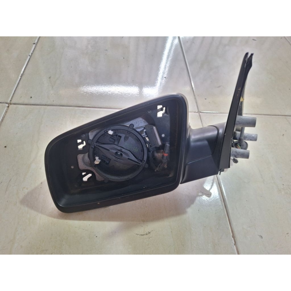 Spion KIRI BMW E60 Retrack Lipat Otomatis (tanpa kacabatok)