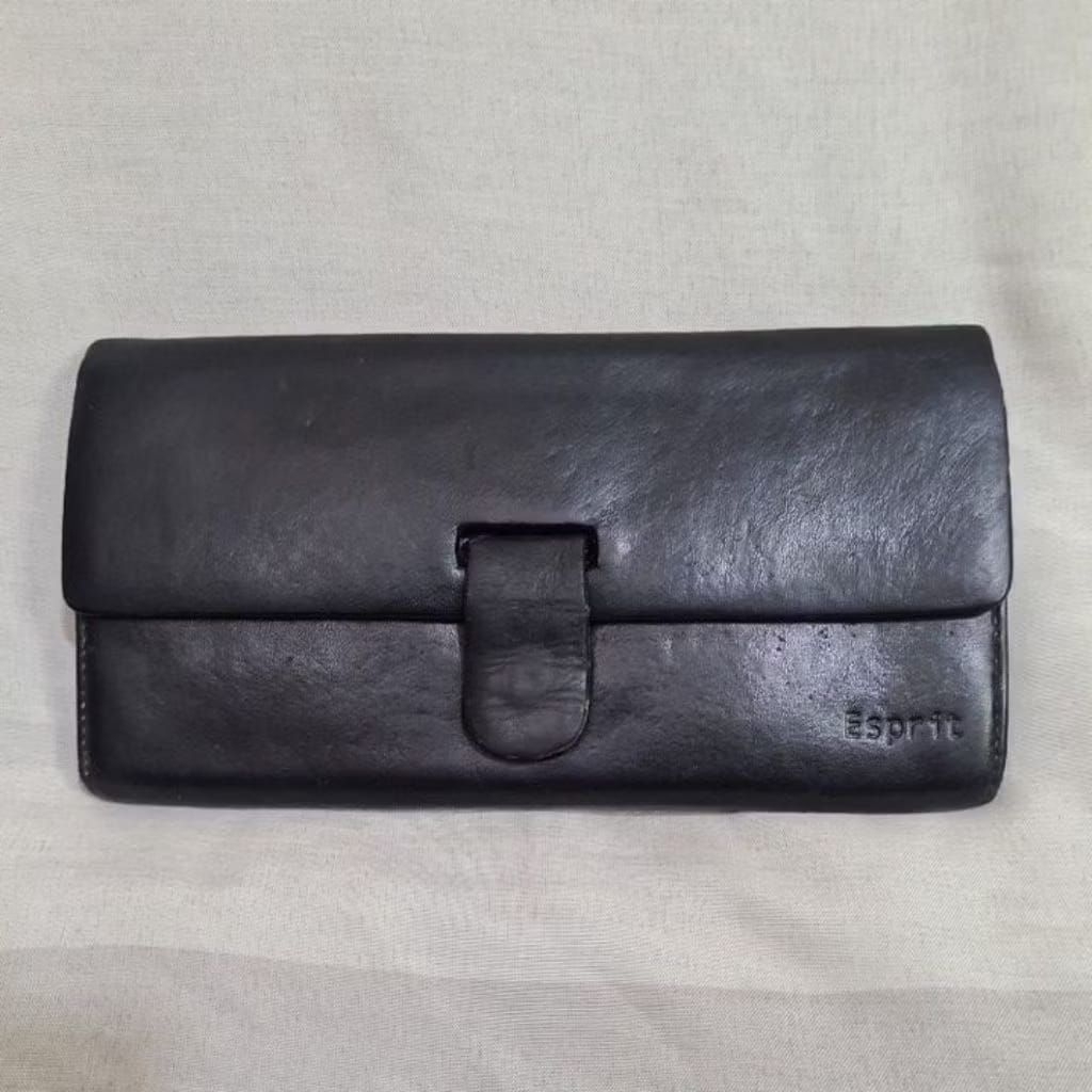 Dompet Kulit Asli ESPRIT Shadow Preloved