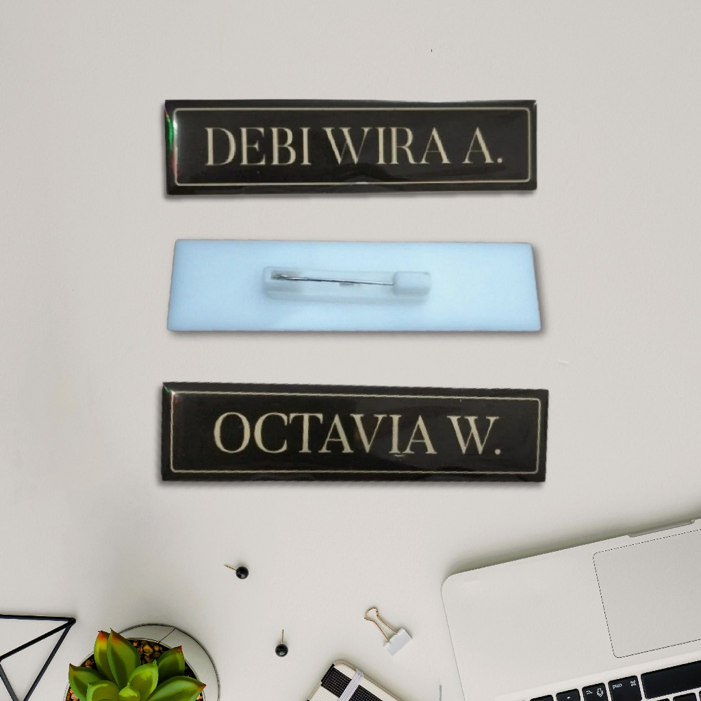 Name Tag Akrilik | Papan Nama Dada Custom Logo & Nama | Cocok untuk Karyawan
