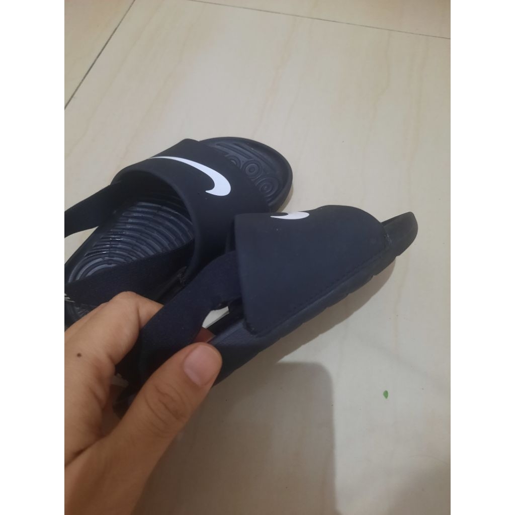 sandal anak nike kawa