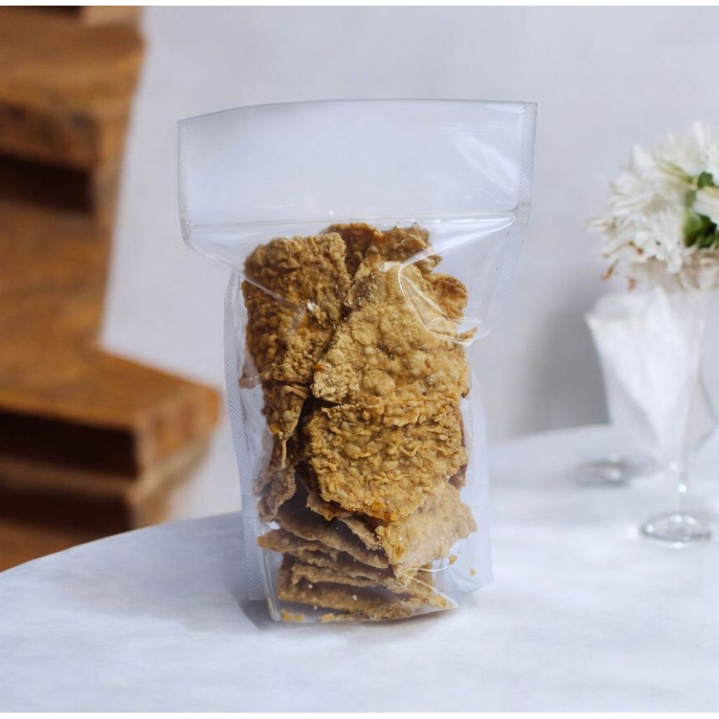 

Keripik Tempe Crispy 200gr – Cemilan Khas Indonesia Oleh Oleh Murah Enak