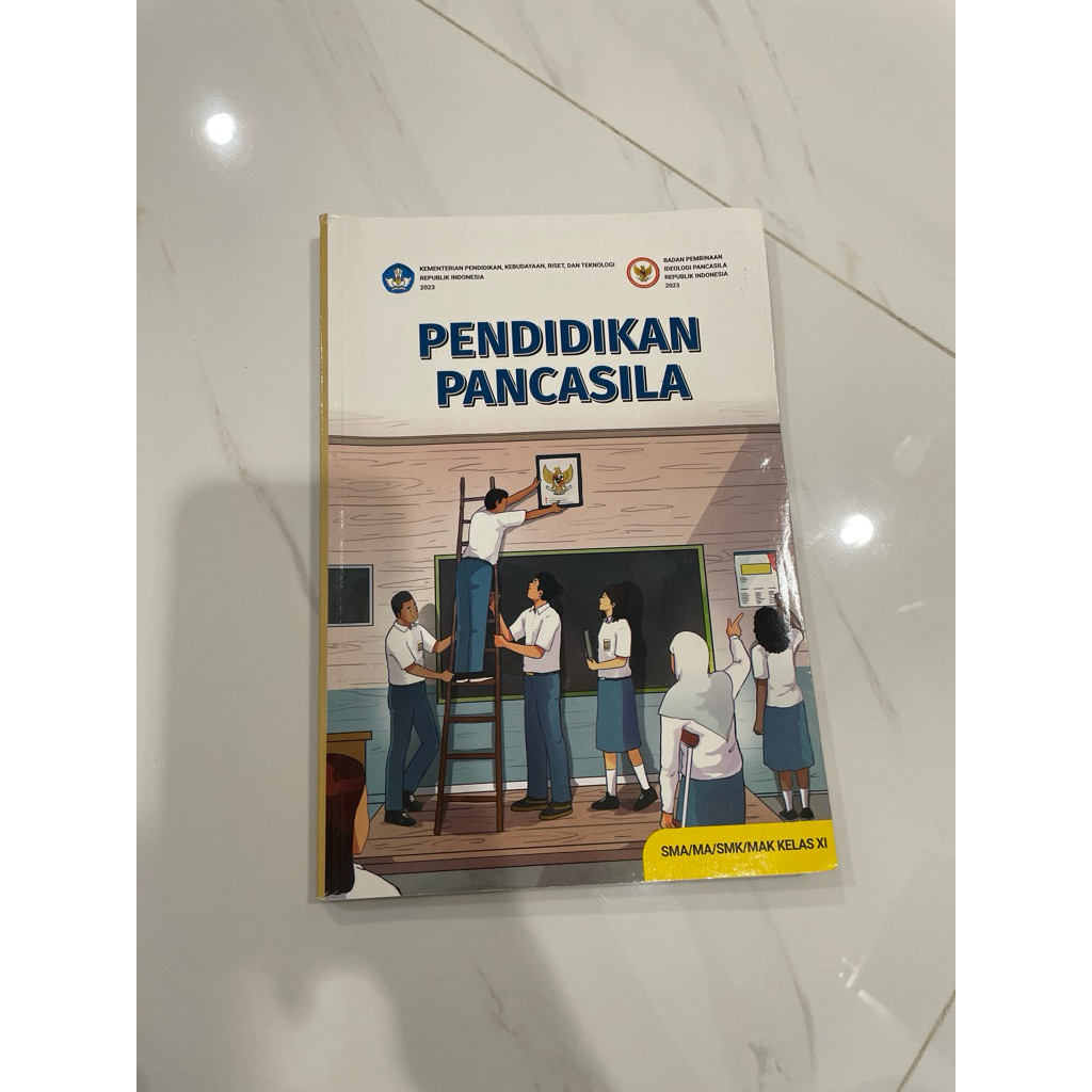 

Buku SMA kelas 11/XI Pendidikan Pancasila