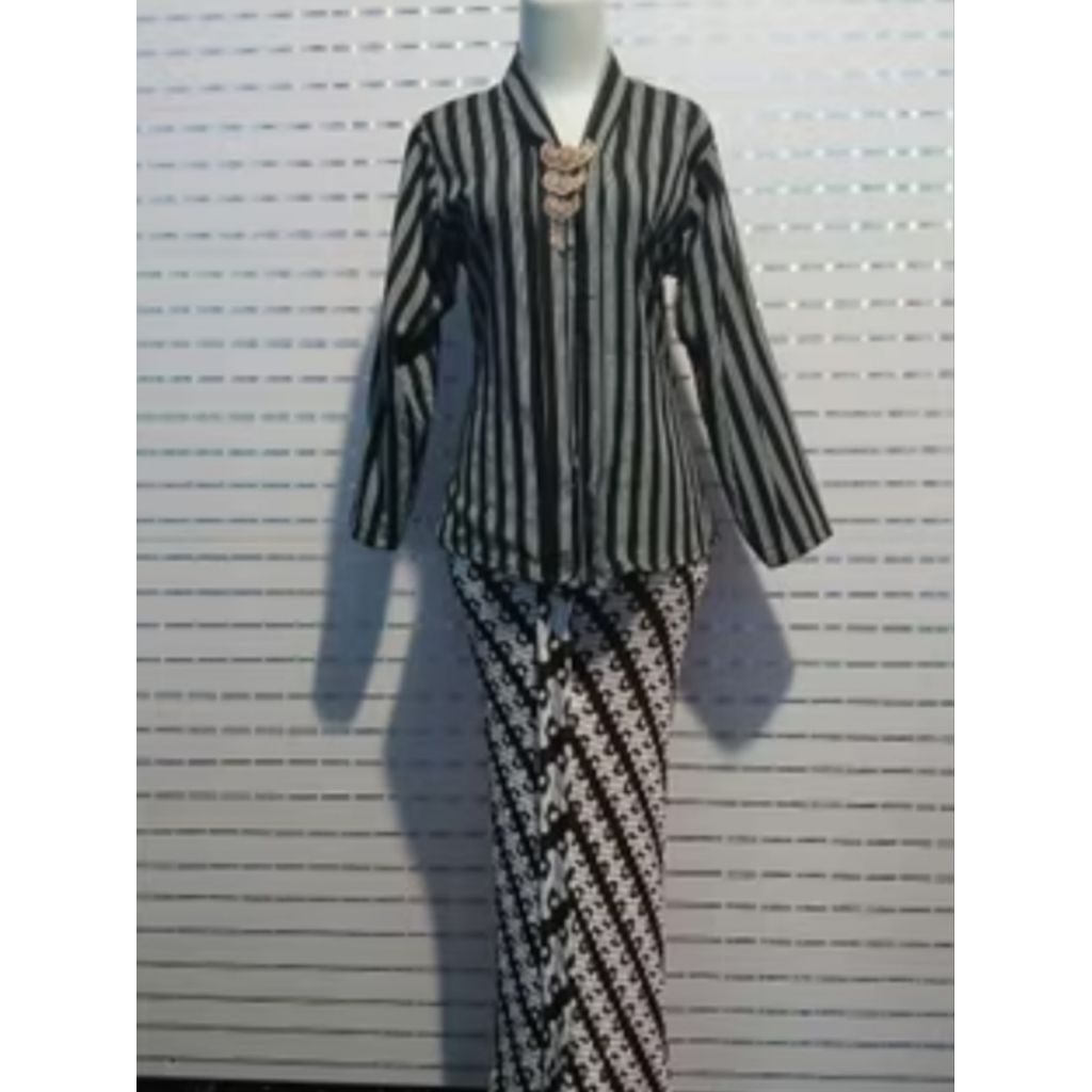 (Set) kebaya batik lurik Kartini/encim ( Atasan + Bawahan ) wanita dewasa