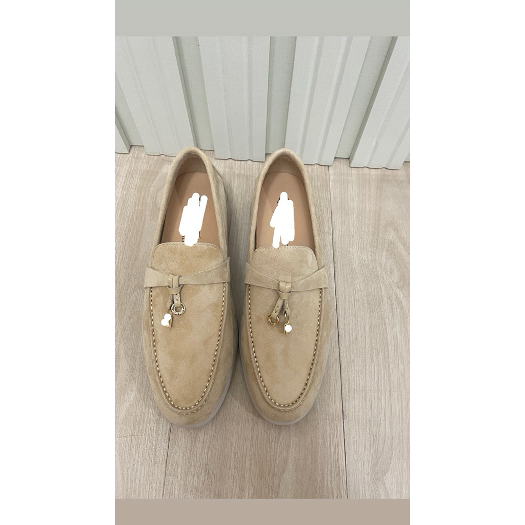 Cotty - sepatu wanita CBLP suede cream loafers