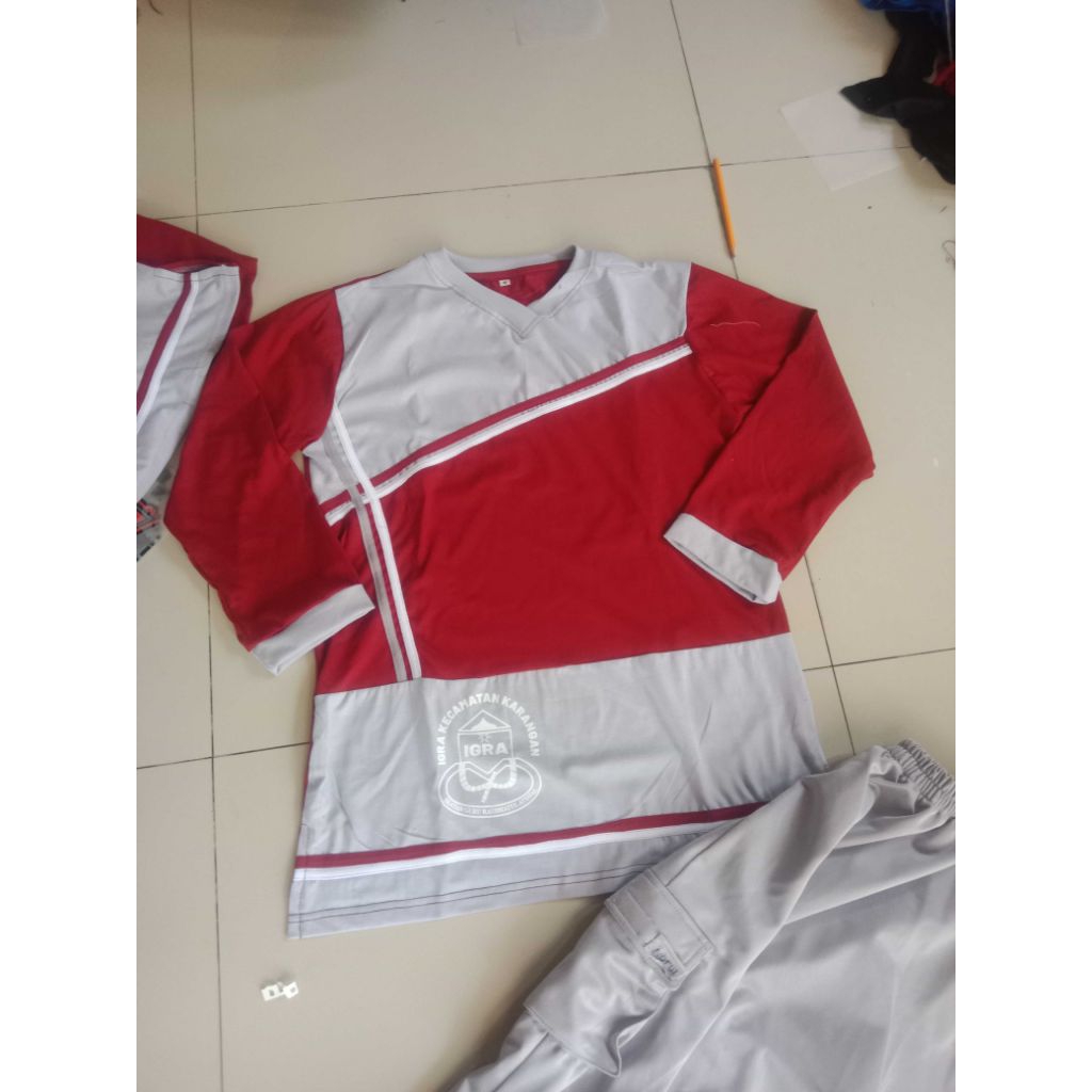KAOS POLOS KOMBINASI