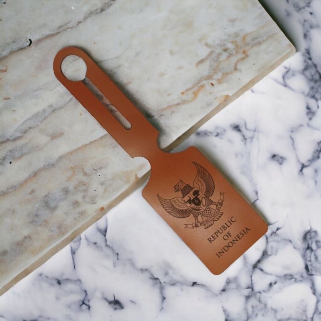 Gantungan koper / Luggage tag / Penanda koper Kulit