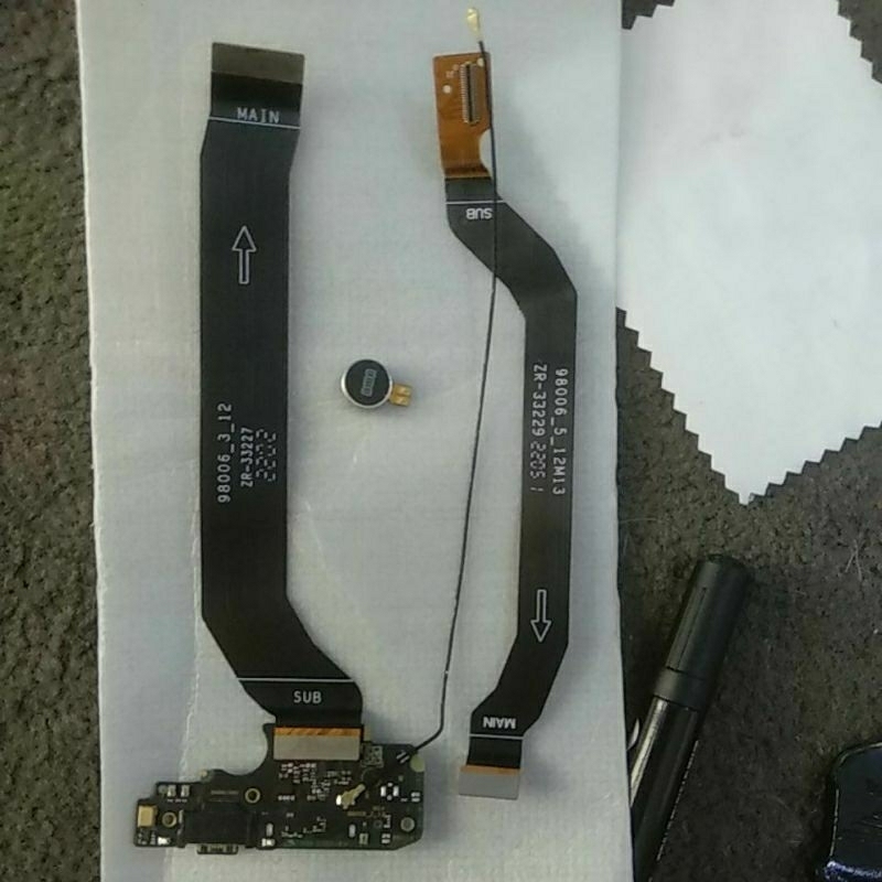 PAPAN CAS / FLEXIBEL CAS/GETAR /FLEXIBEL BOARD TO LCD XIAOMI REDMI NOTE 11 PRO 4G ORIGINAL COPOTAN