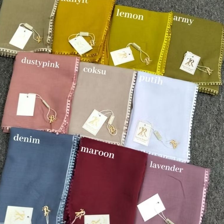 Hijab Segiempat Voal Polos Zaryta Love Renda