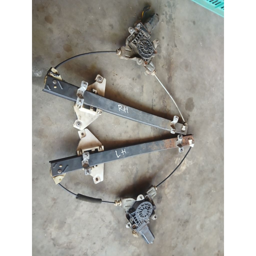 Dinamo power window Hyundai Avega lama