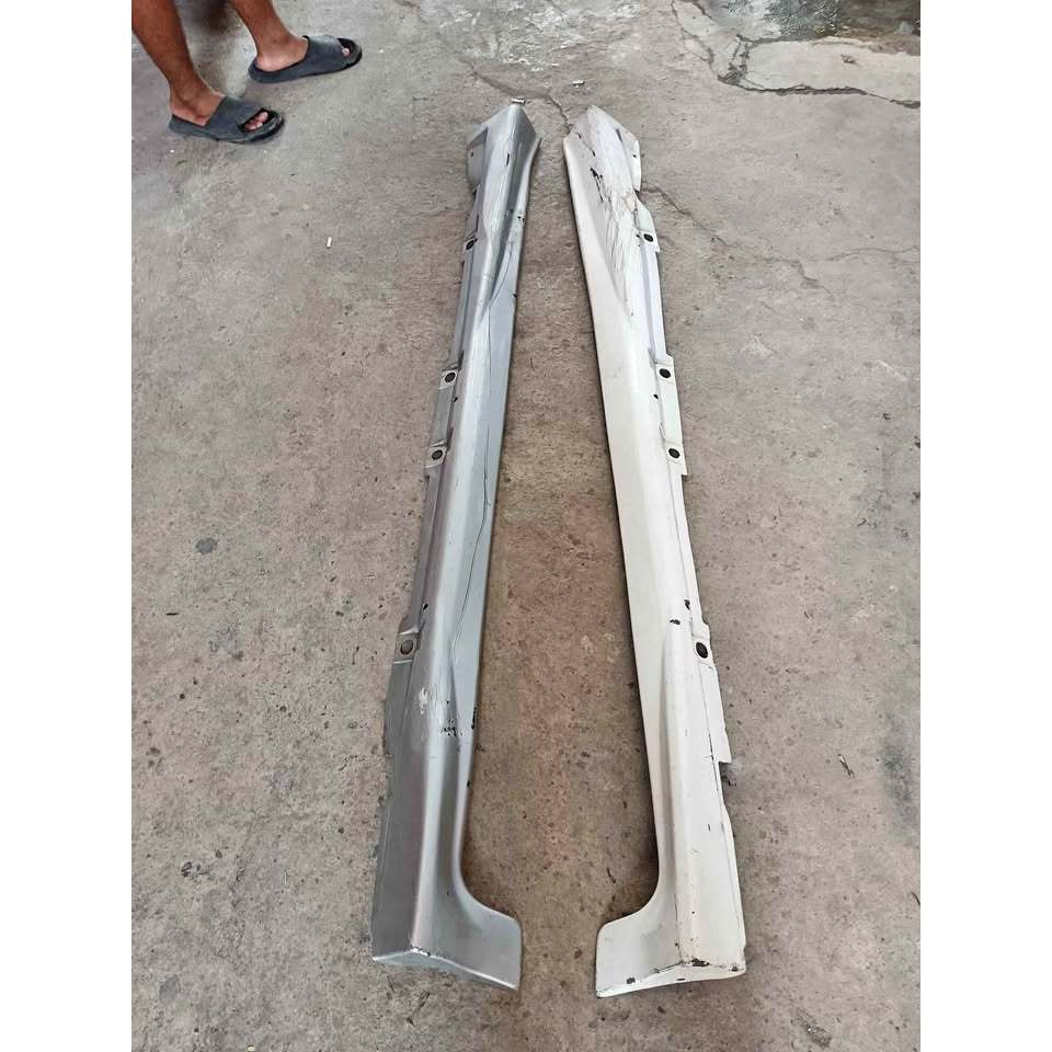 sideskrit toyota yaris 2008/2012 original