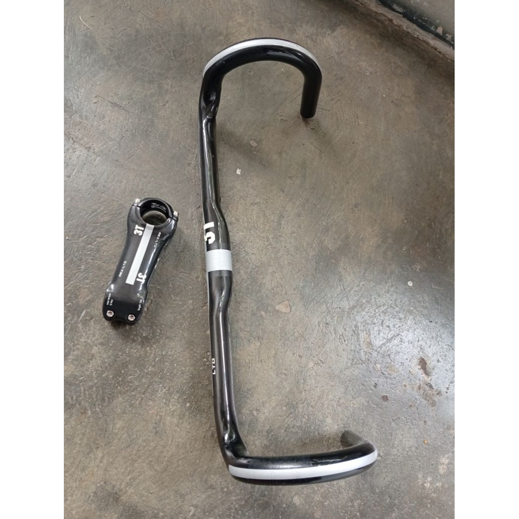 HANDLEBAR STEM 3T LTD CARBON