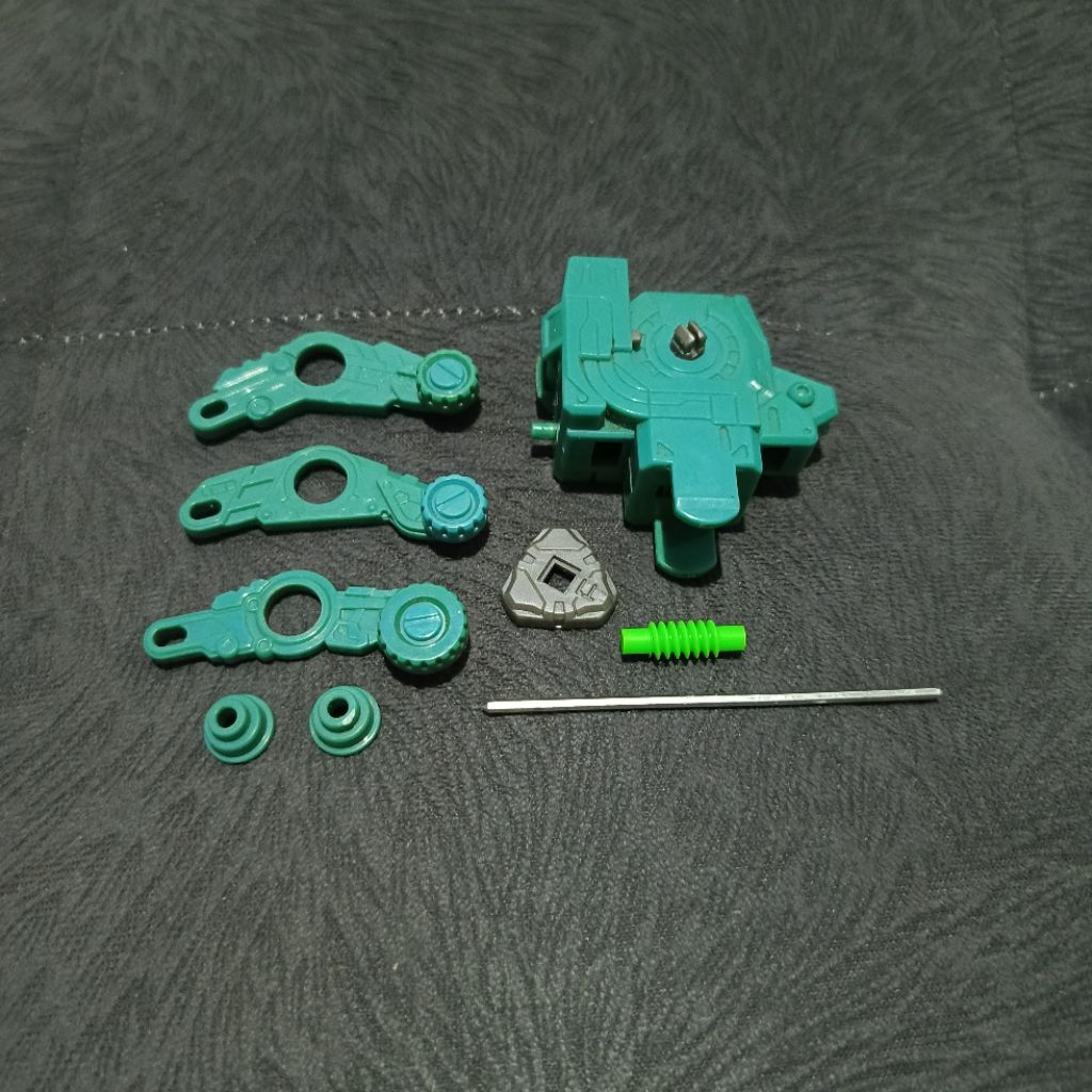 Crush gear IOD R hijau Bandai