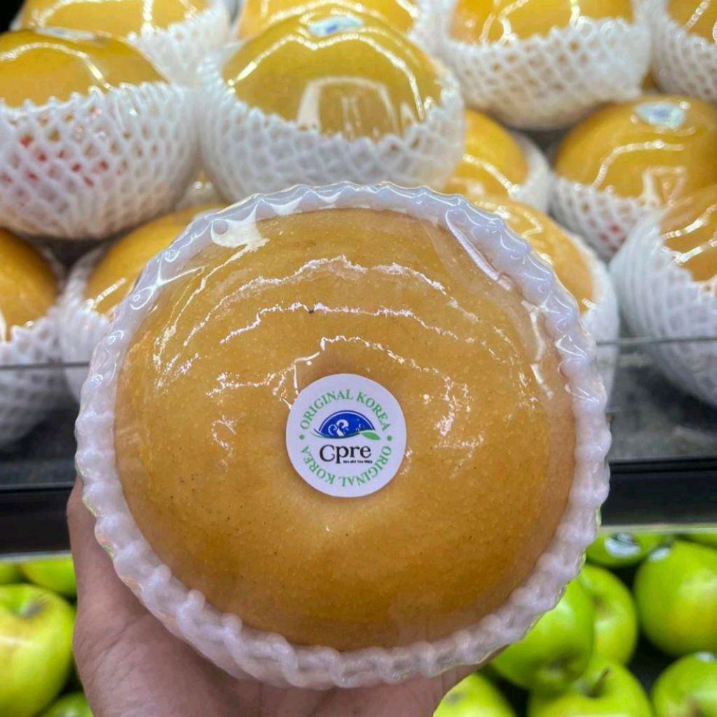 

Buah pear singo original Korean super jumbo premium 1,2 Kg