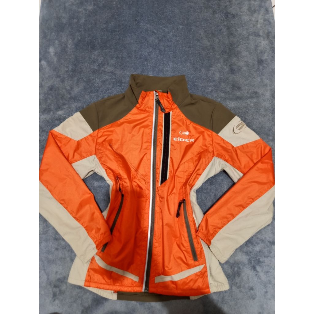 Preloved Jaket Eider