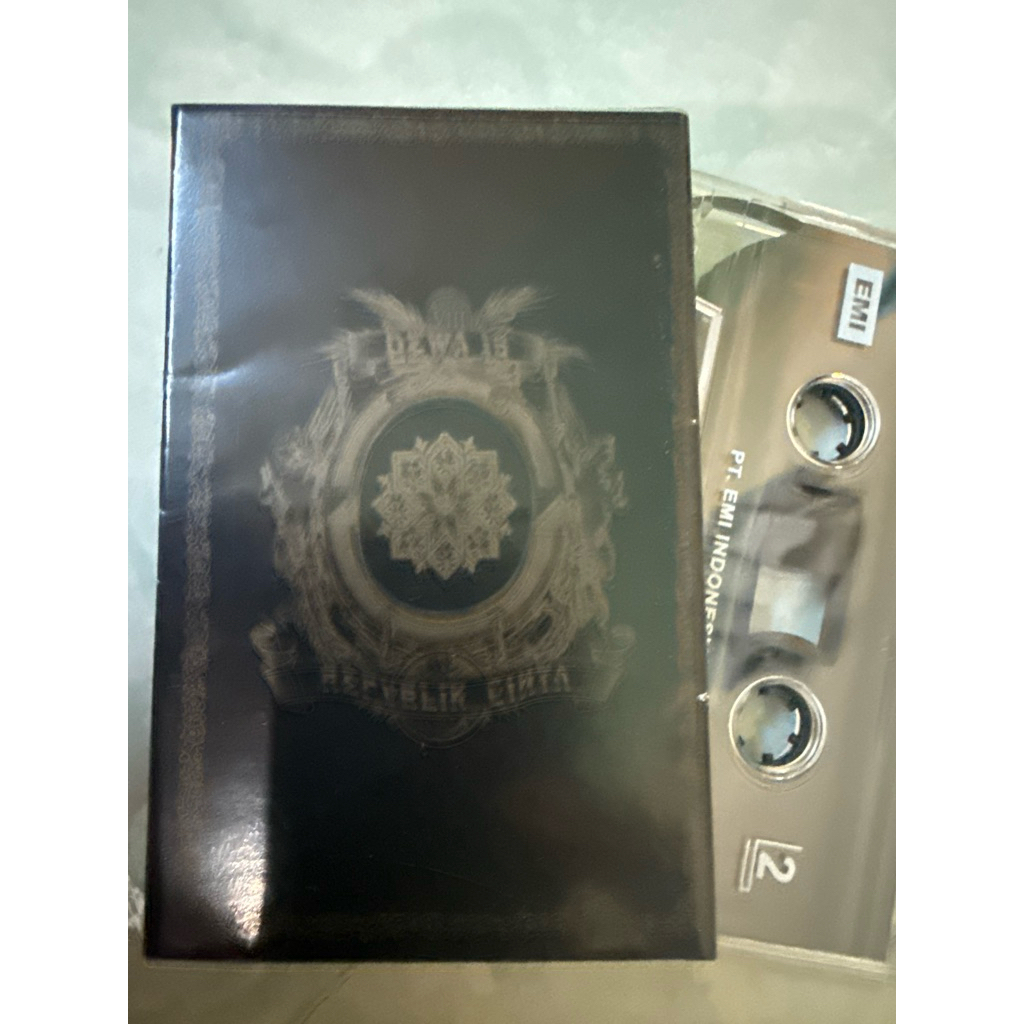 Dewa 19 republik cinta