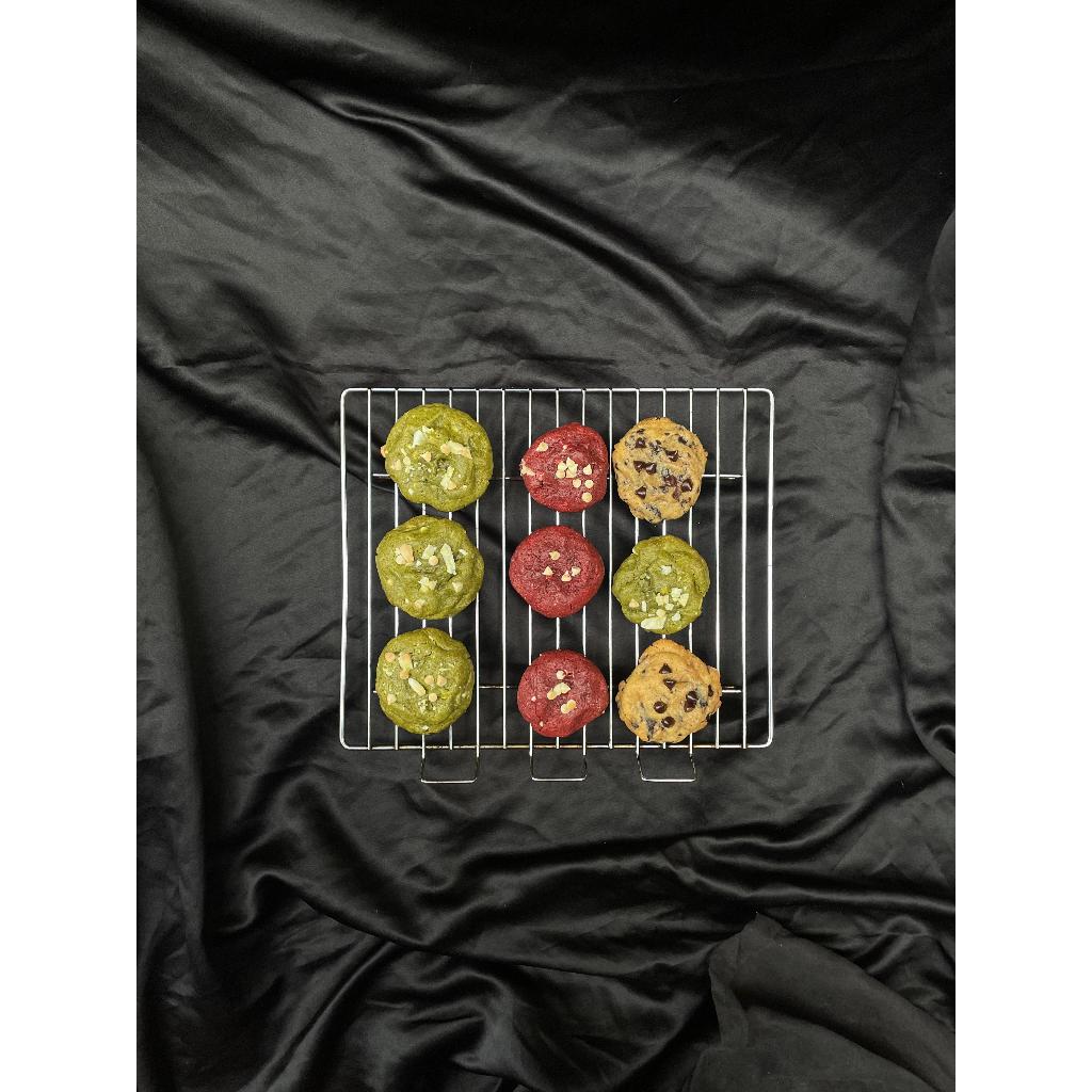 

Mix Variant Soft Chocolate, Red Velvet and Matcha White Chocolate Cookies-Vinsbakers