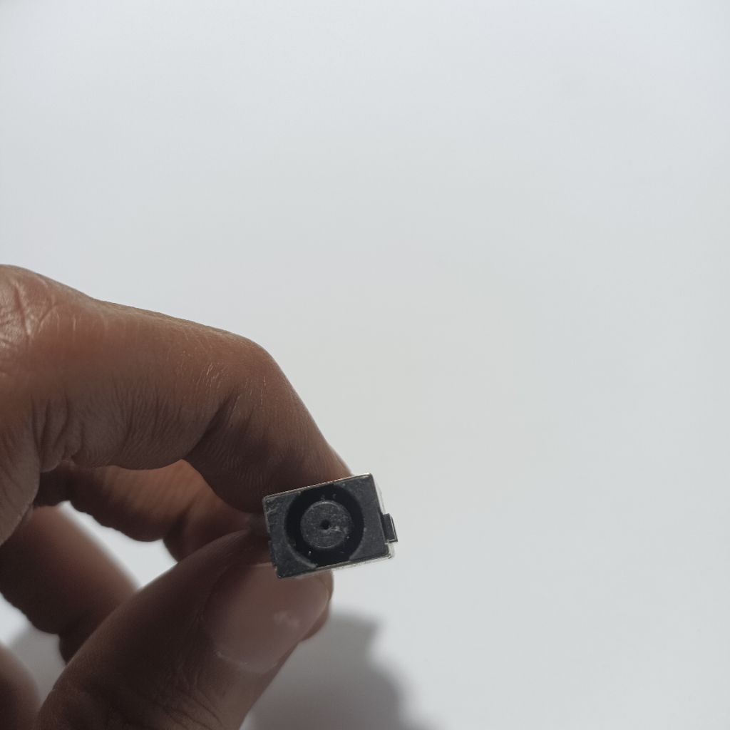 Jack DC Laptop DELL latitude 7300