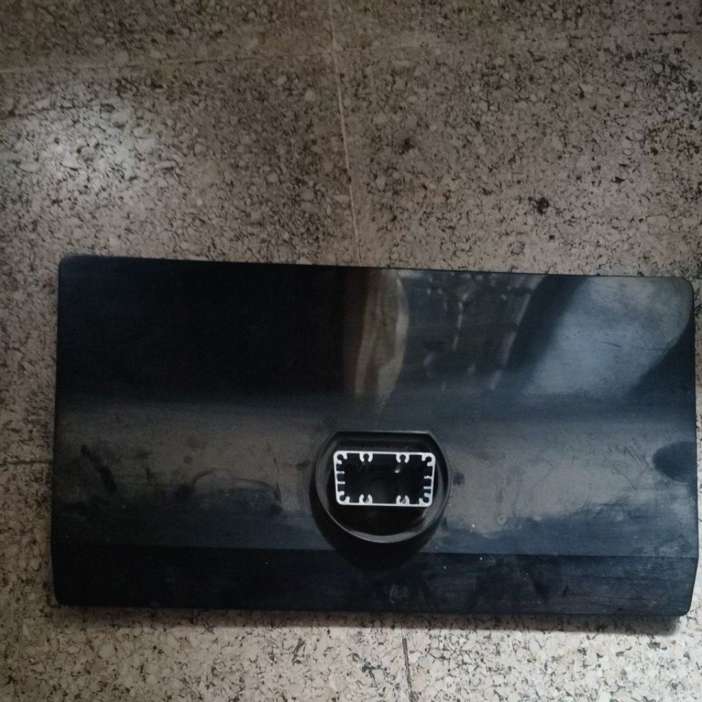 kaki dudukan Sharp 32 lcd 32M400