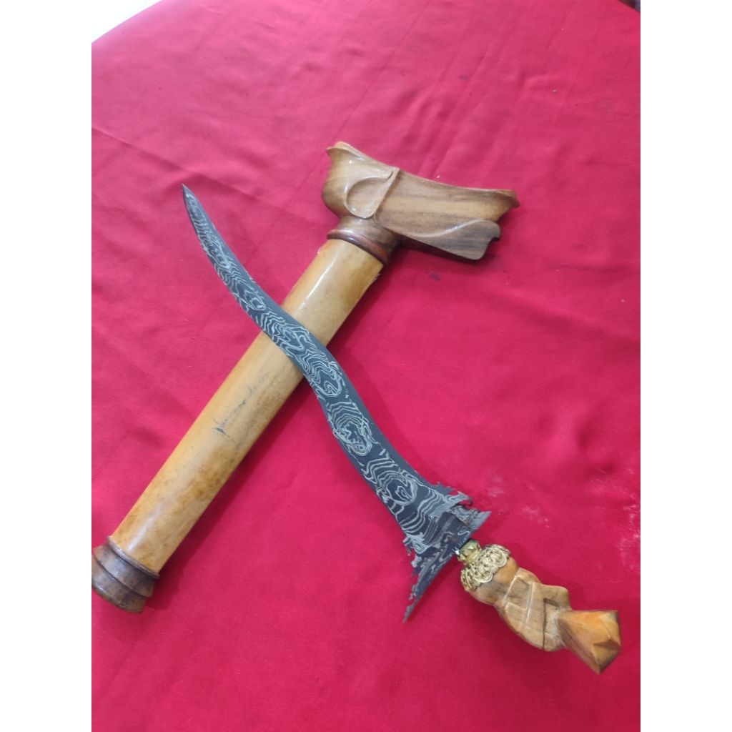 Keris Luk 3 Bugis pamor Ombak Segoro