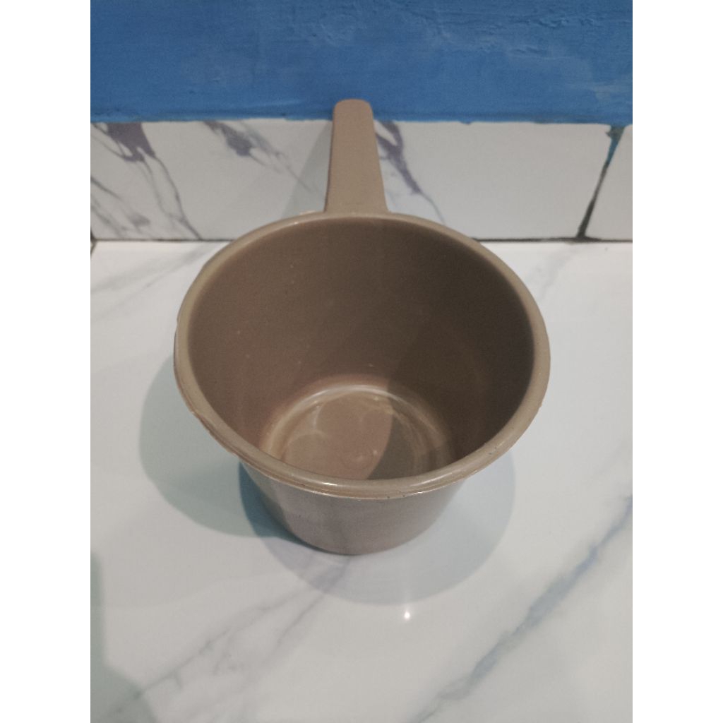 gayung mandi murah warna coklat