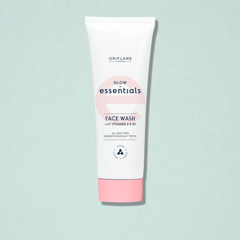 GLOW ESSENSTIAL MASK & SCRUB