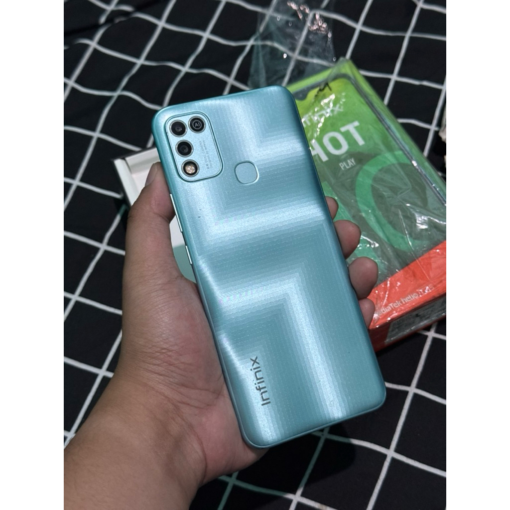 infinix Hot 10 play 4/64 HP+Dus aja