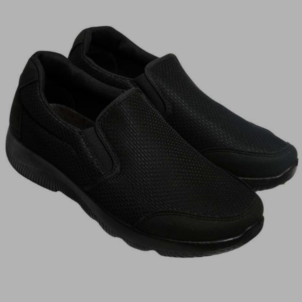 Dr. Kevin Sepatu Sport Pria Kets Kasual Sneakers 889-048
