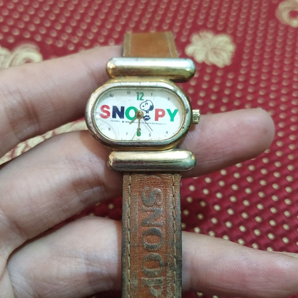 jam tangan quartz wanita original snoopy