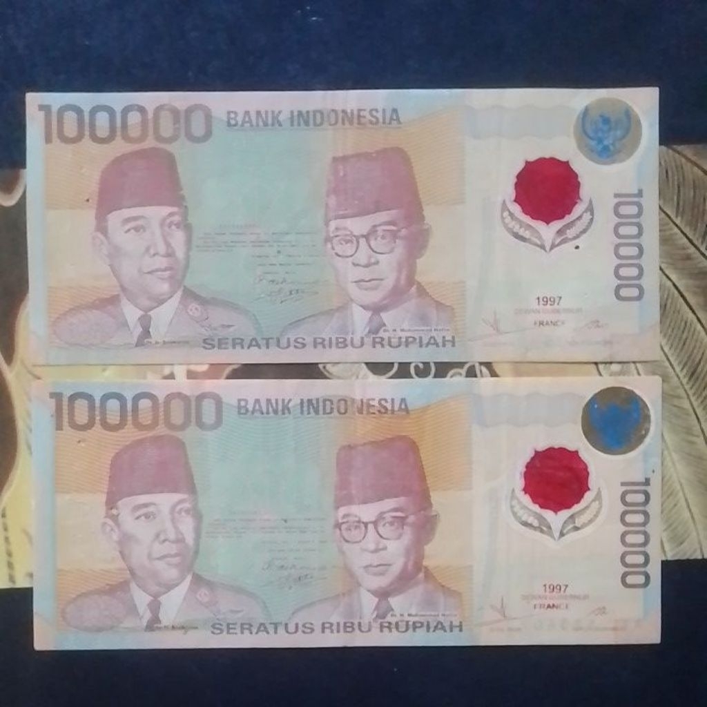 UKA UKA 100000 RUPIAH SUKARNO TAHUN 1997