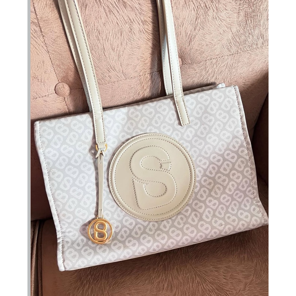 Aaliya Tapis Bag Buttonscarves Pistachio ONLY BAG