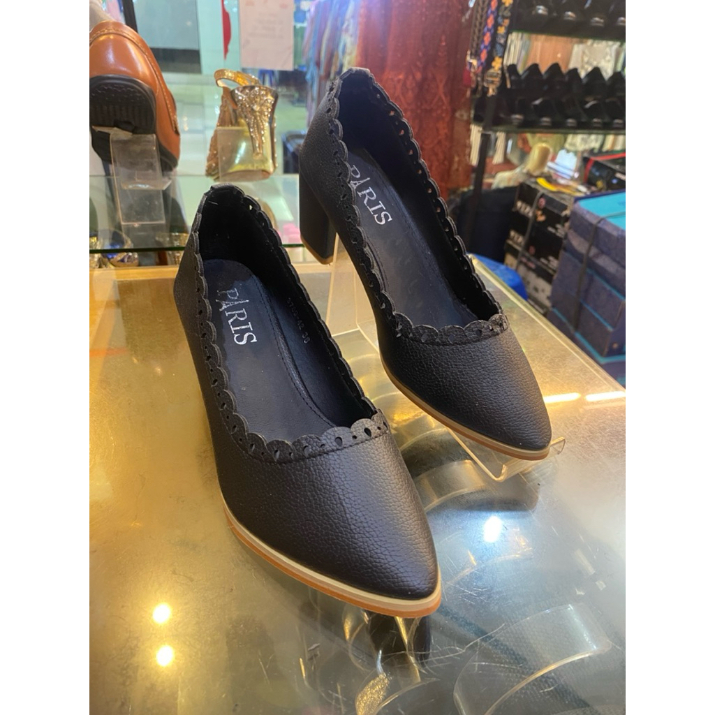 SALE HEELS REJECT KULIT WANITA HEELS HITAM SEPATU KERJA WANITA HITAM HEELS TAHU KOTAK 9925
