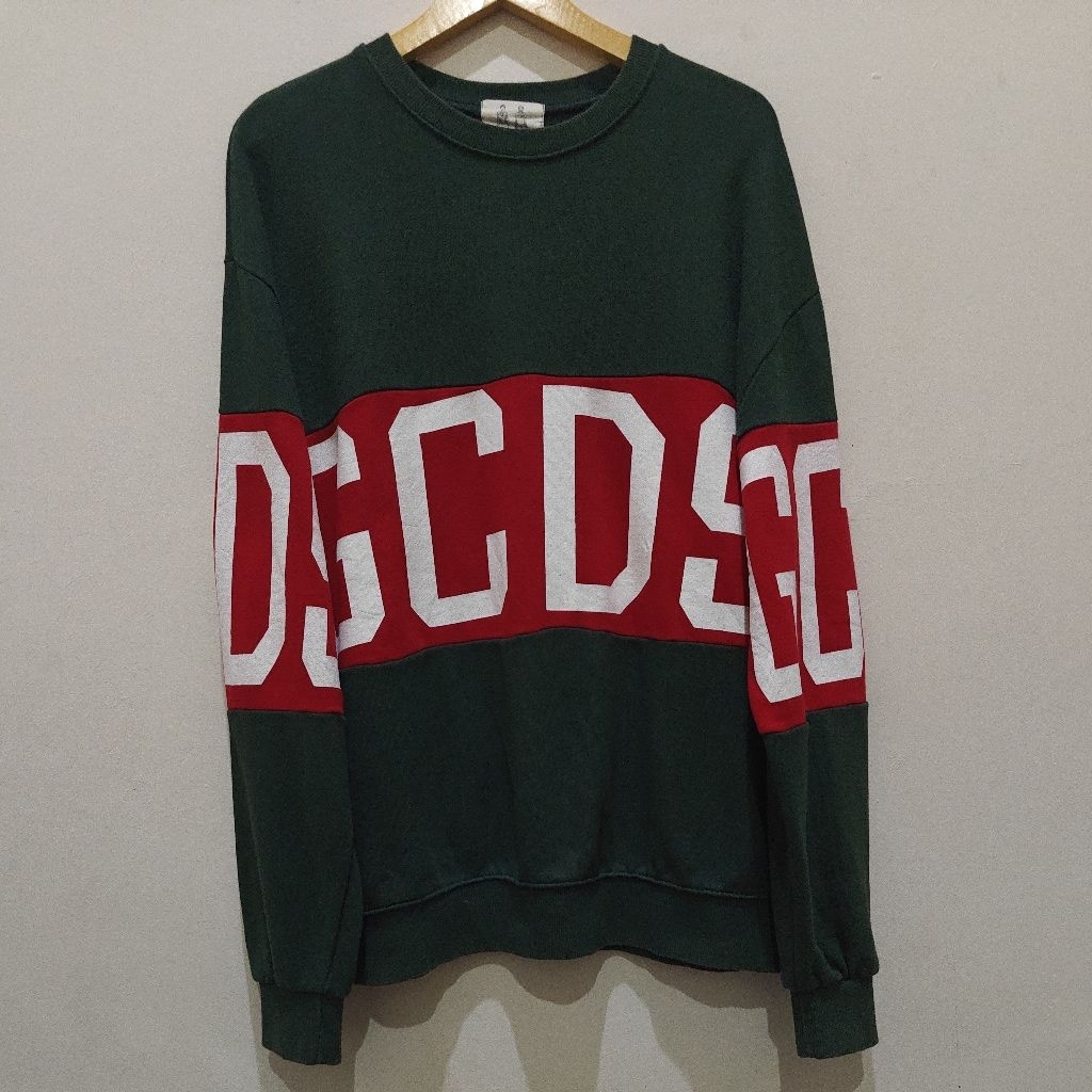 Crewneck Sweater Sweetshirt GCDS Big Logo Hijau Botol