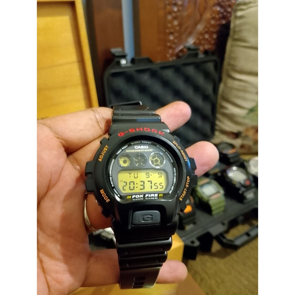 G-Shock DW-6900B LCD Gold Fox Fire Rare Second Original Shock Resist Water Resistance